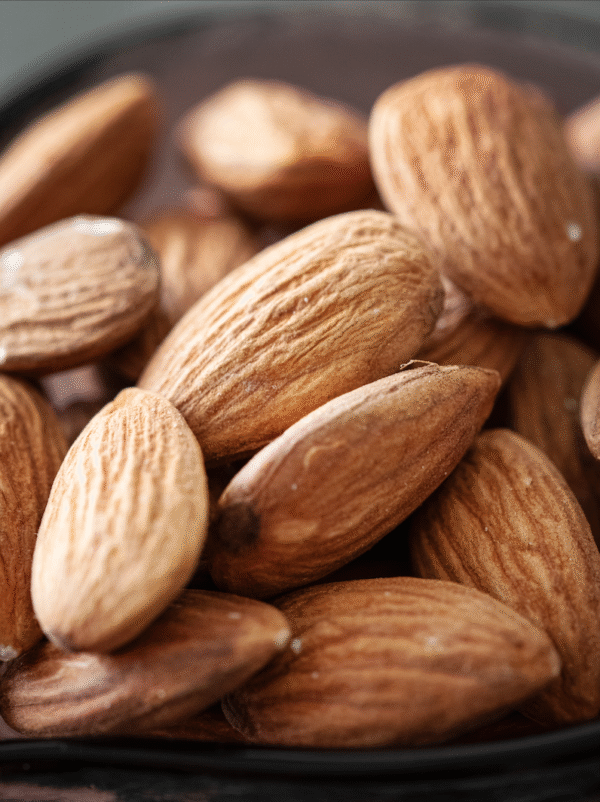 ALMOND KERNELS 20/22 (USA)
