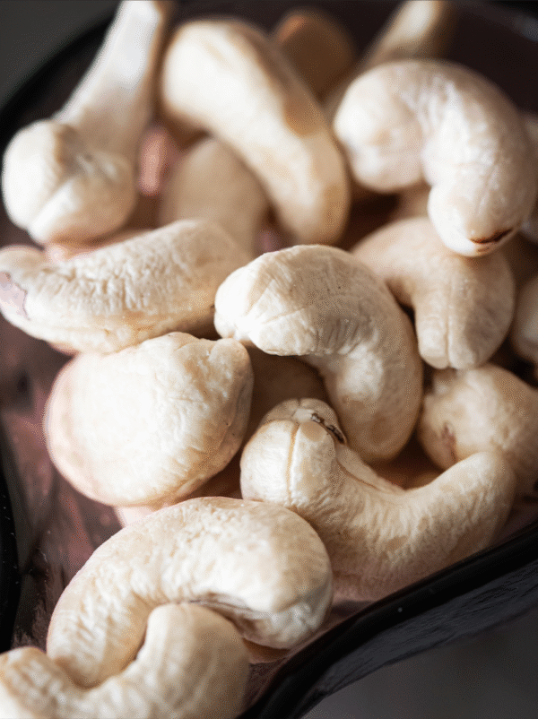 CASHEW NUT KERNEL (W240)