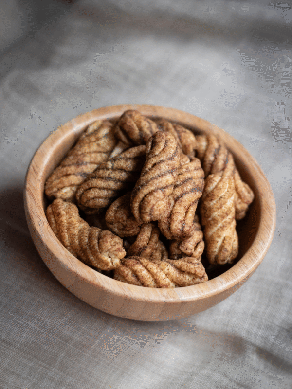 ZAATAR COATED CORN CHIPS