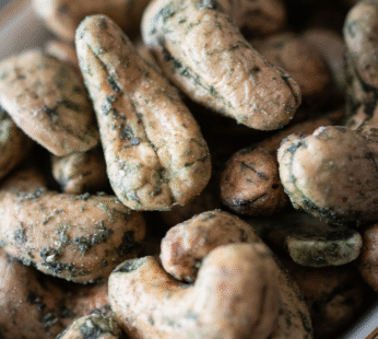 ROASTED CASHEW ZAATAR