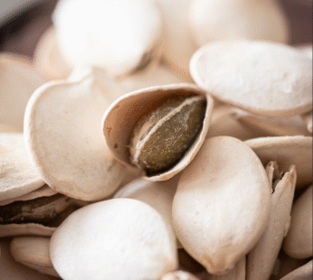 WHITE SEEDS ROASTED
